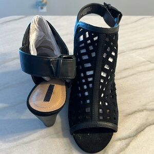 Women’s Evelyn leather open toe sandal